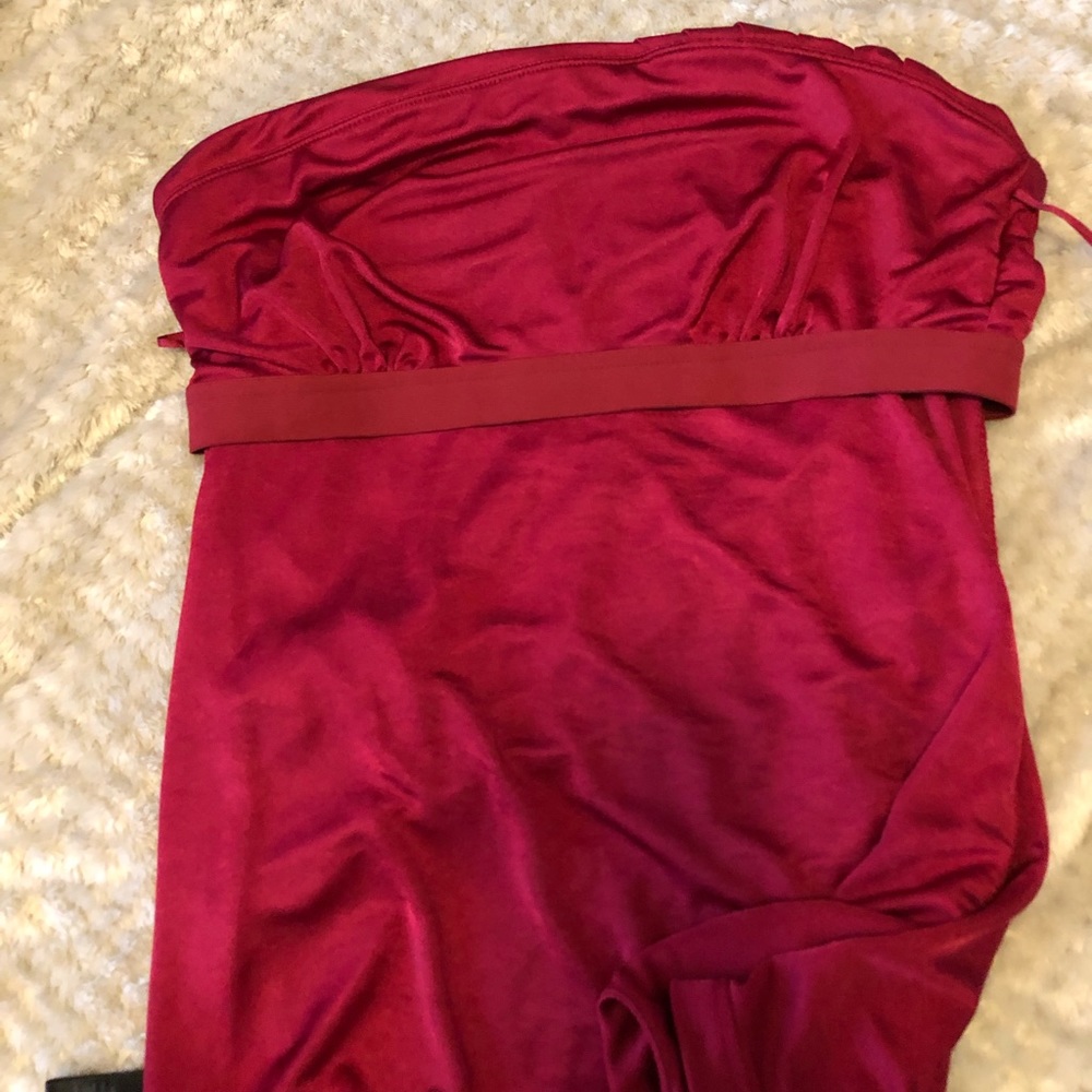 Burgundy Strapless Tube Top - Picture 7 of 9